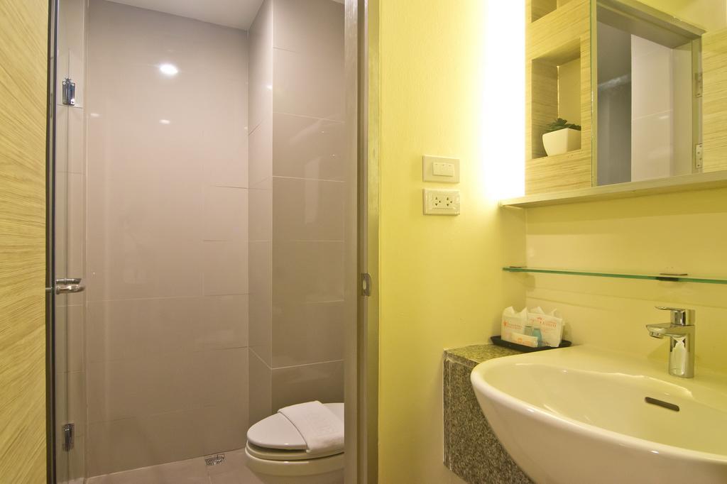 Hotel Sunshine One Pattaya Zimmer foto